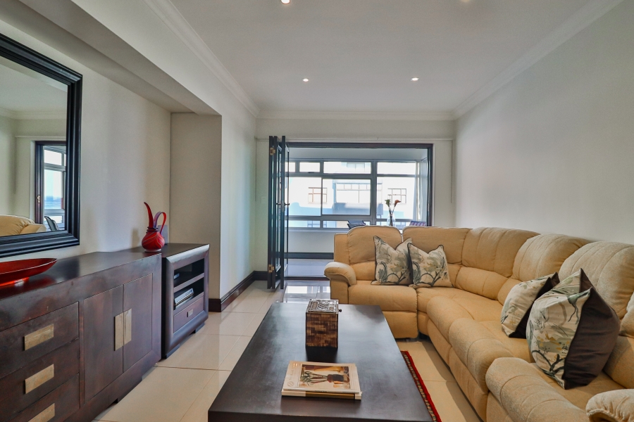 2 Bedroom Property for Sale in Sea Point Western Cape